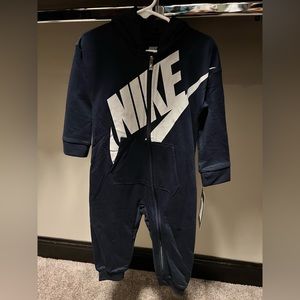 24 month Nike one piece 🤩 NWT 🏷️